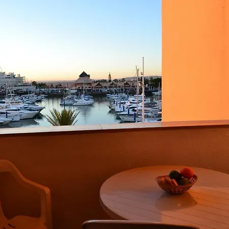 Apartment Marina Plaza By Garvetur